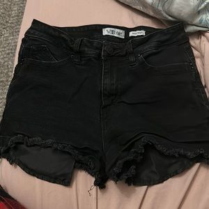 They don’t fit anymore, Deep pockets, Very comfortable